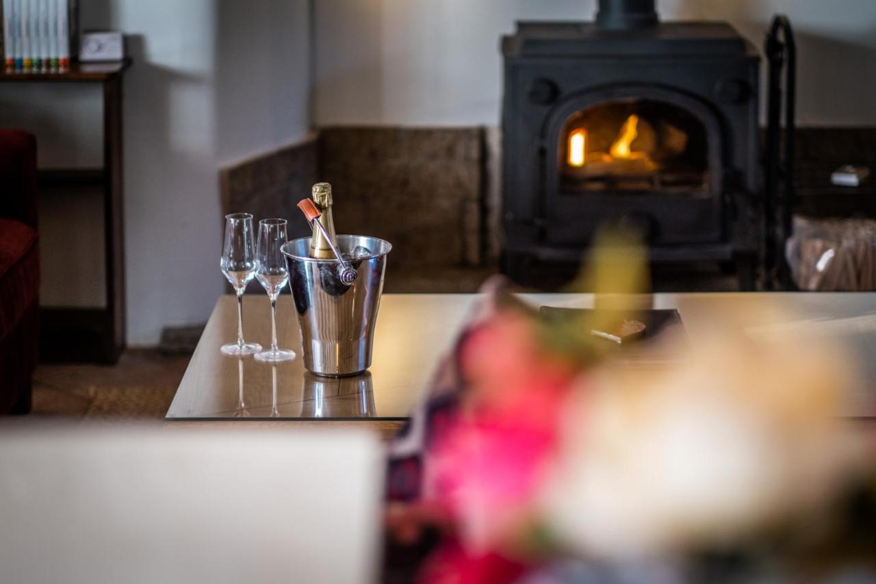 Vila Beautiful Grade 2 Listed Building - West Wing Bowness-on-Windermere Exteriér fotografie