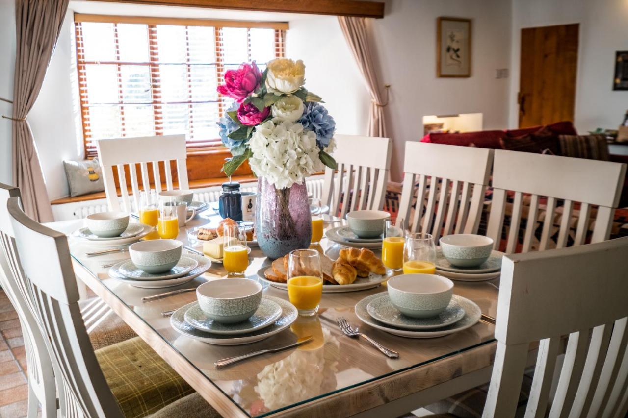 Vila Beautiful Grade 2 Listed Building - West Wing Bowness-on-Windermere Exteriér fotografie